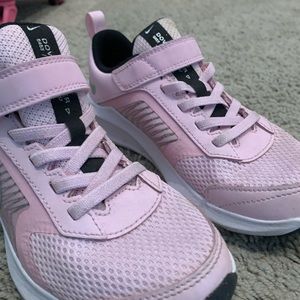 Size 13c girls pink Nike tennis shoes.